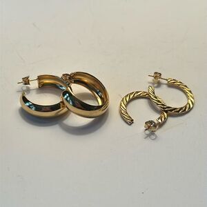 Bundle of Two Pairs Fashion Gold Tone Hoop Earrings